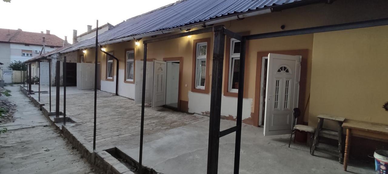 Apartmani Dld Ns نوفي ساد المظهر الخارجي الصورة